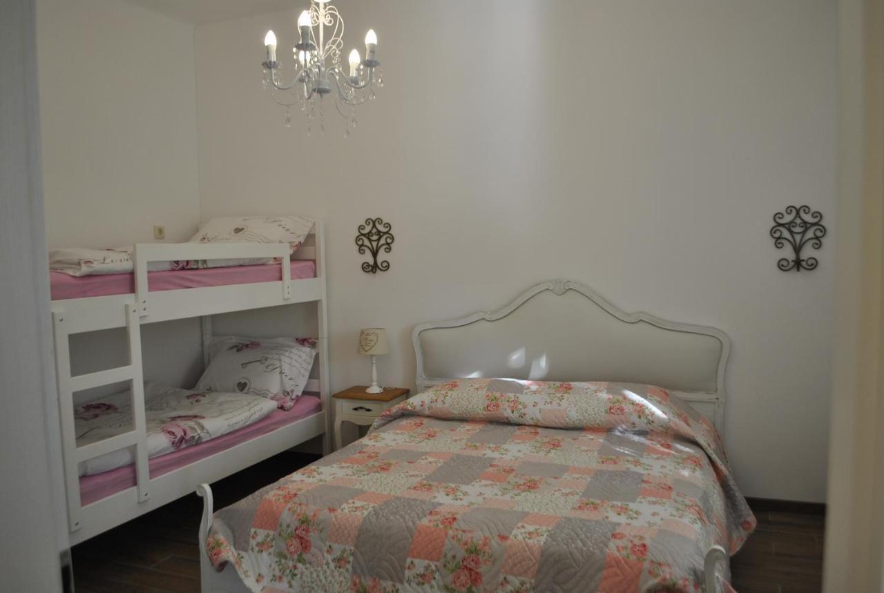 Apartment Pod Kostanji Osp Dış mekan fotoğraf