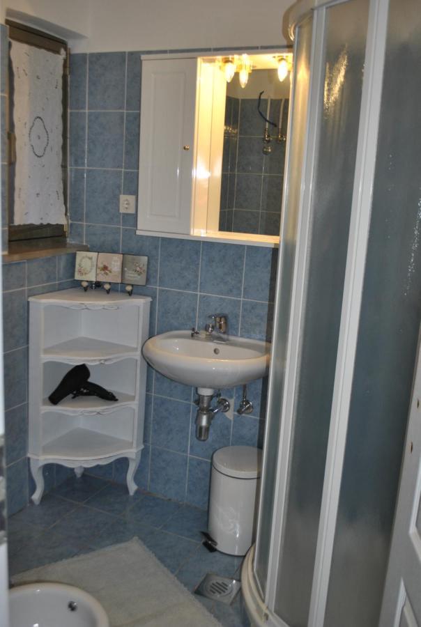 Apartment Pod Kostanji Osp Dış mekan fotoğraf
